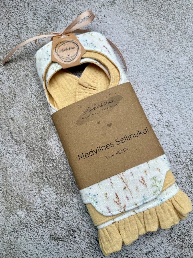 Eco medvilnės seilinukai SMILGELĖS, 3 vnt. Kompl. Eco medvilnės seilinukai SMILGELĖS, 3 vnt. Kompl.
